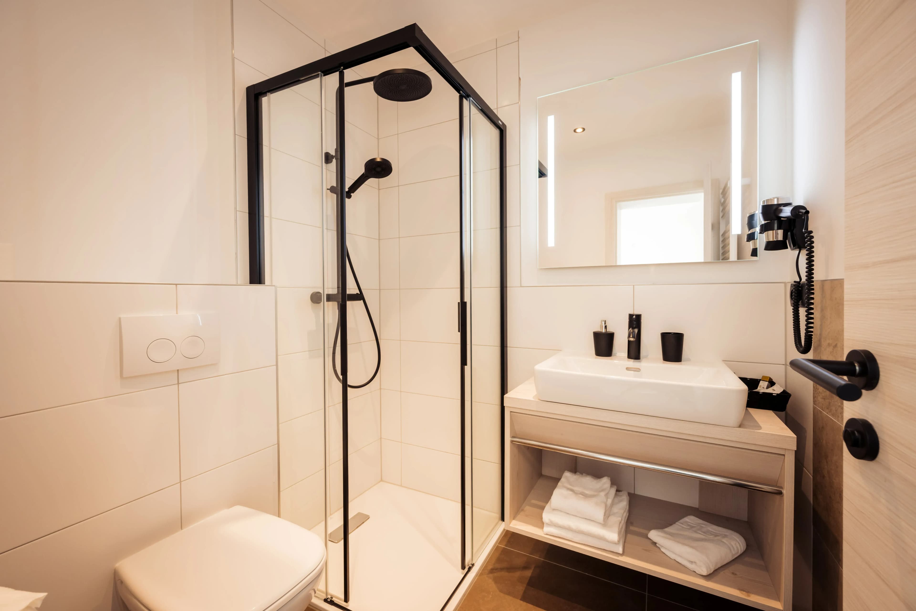 Komfortables Hotel mit Pool in Velden am Wörthersee buchen